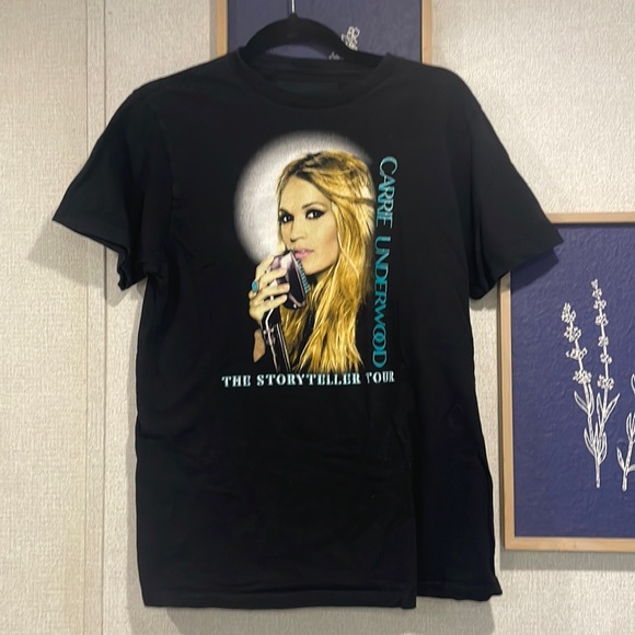 Tops - Carrie underwoods the storyteller tour T-shirt